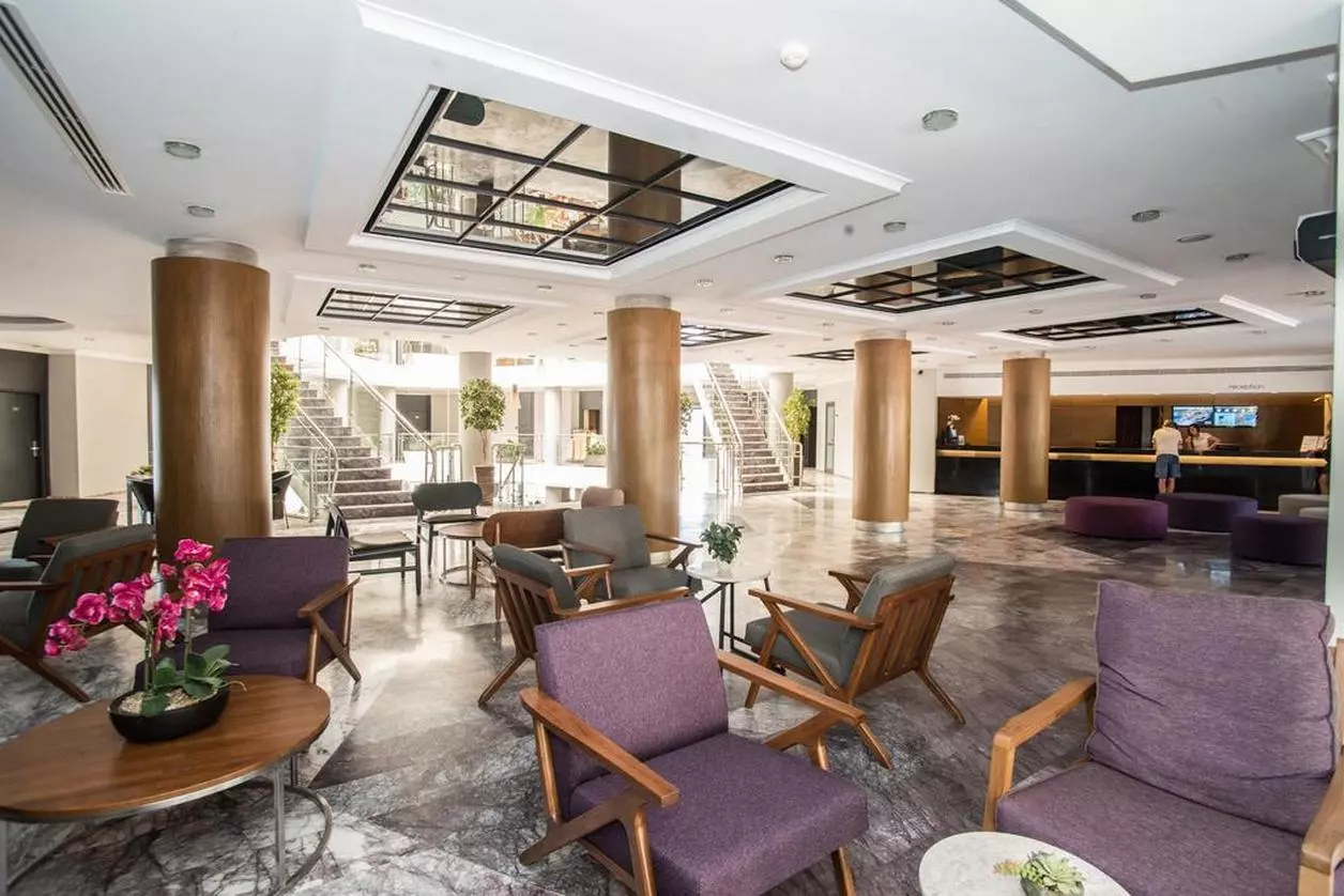 greenbeach_shabaviz (5).jpg